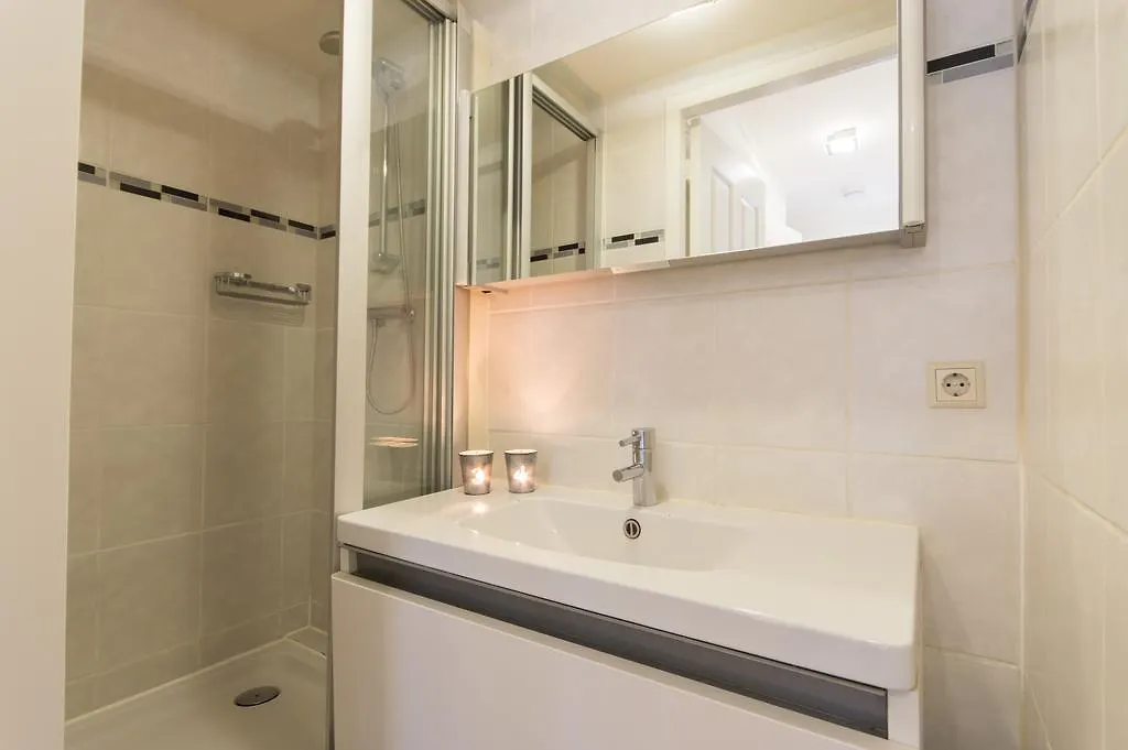 Apartment Reguliers Amsterdam 0*,