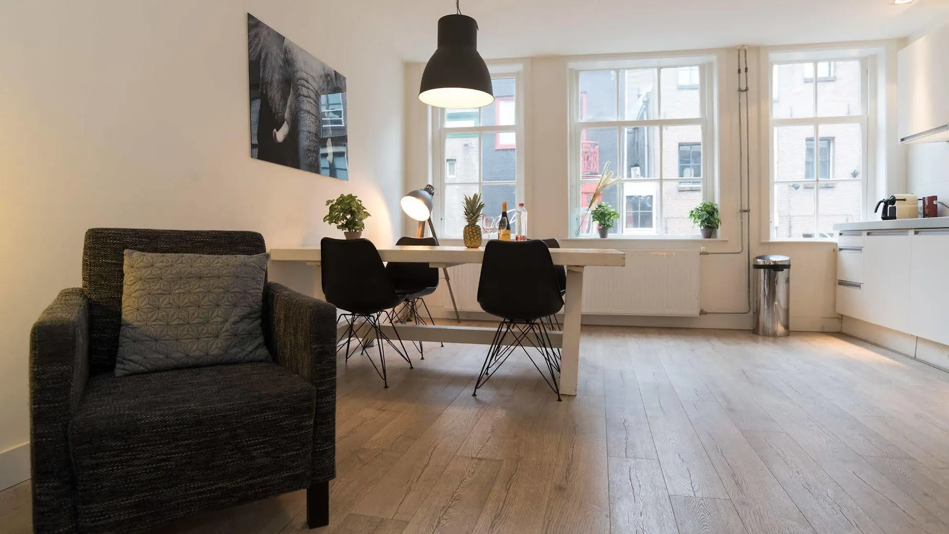 Apartment Reguliers Amsterdam 0*,  Netherlands